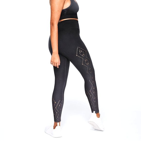 VS PINK SEAMLESS TIGHTS LEGGINGSON FIRE!